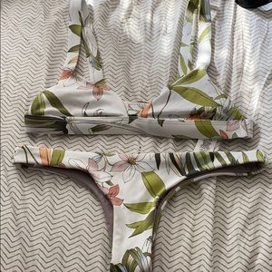 NWOT Vitamin A swim suit